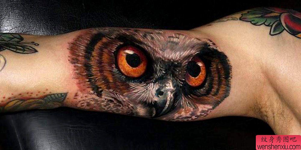 为大家一幅流行的猫头鹰纹身图案