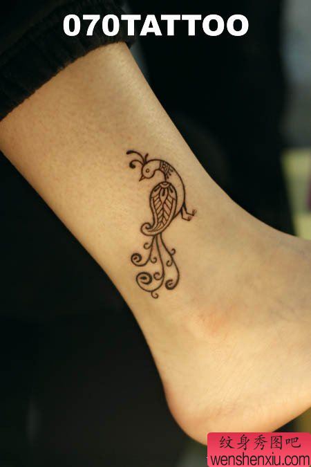纹身秀图吧推荐一幅孔雀纹身图案