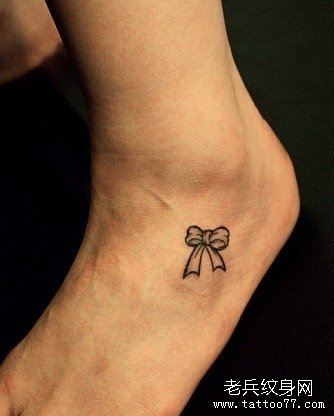 小清新腿面蝴蝶结文身作品