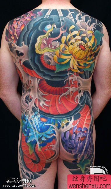 满背彩色牡丹蛇文身作品由文身分享