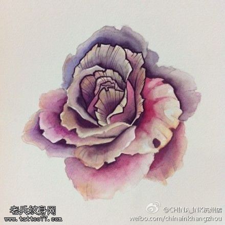 文身秀图吧推荐一幅彩色玫瑰花文身作品
