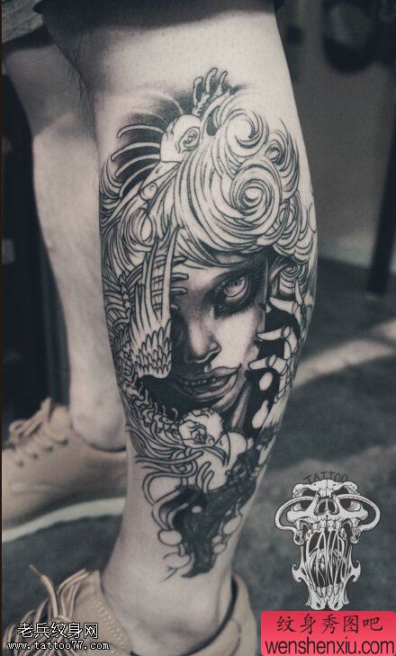 腿部死亡女郎食骸鸟文身作品