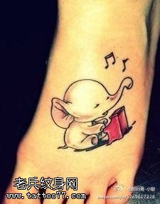 女人脚背象文身作品由文身秀图吧分享