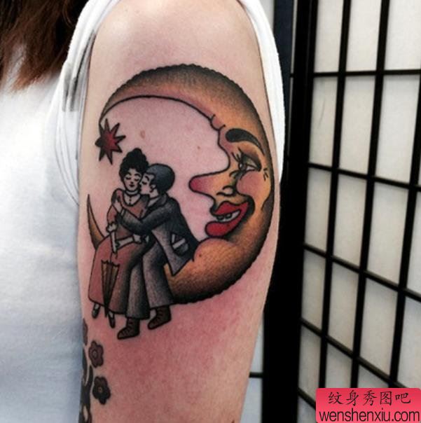 务必最好的文身秀图吧推荐一幅月亮爱人文身作品