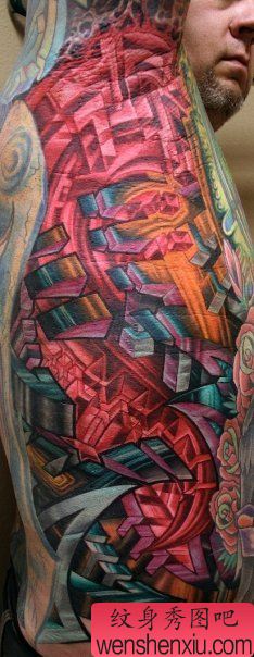 文身秀图吧推荐一幅侧腰机械文身作品