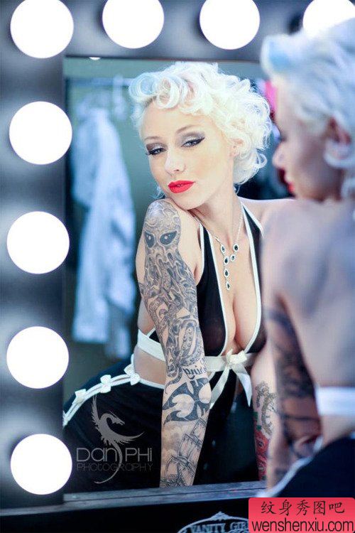 黑白素描tattoogirl文身作品