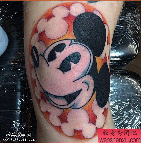 文身馆推荐一幅卡通米奇文身作品