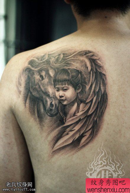 文身秀图吧推荐一幅背部马文身作品