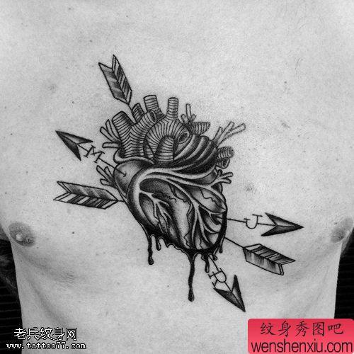 创意胸口心脏文身作品由文身秀图吧分享