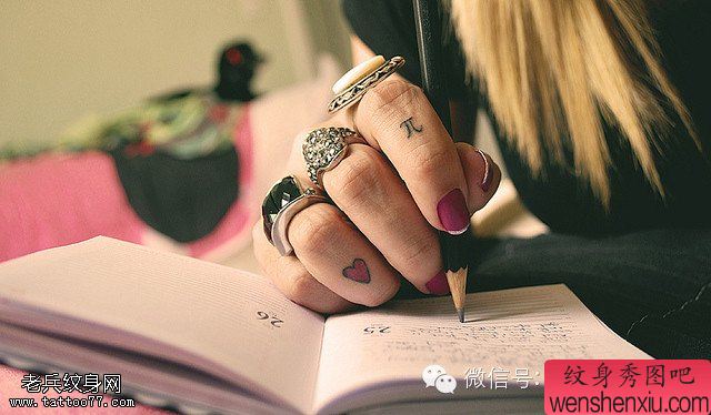 女性性感文身部位之二手文身作品