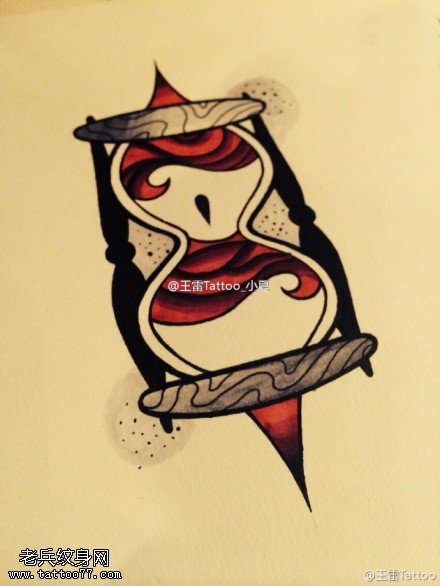 文身秀图吧推荐一幅彩色沙漏文身手稿作品