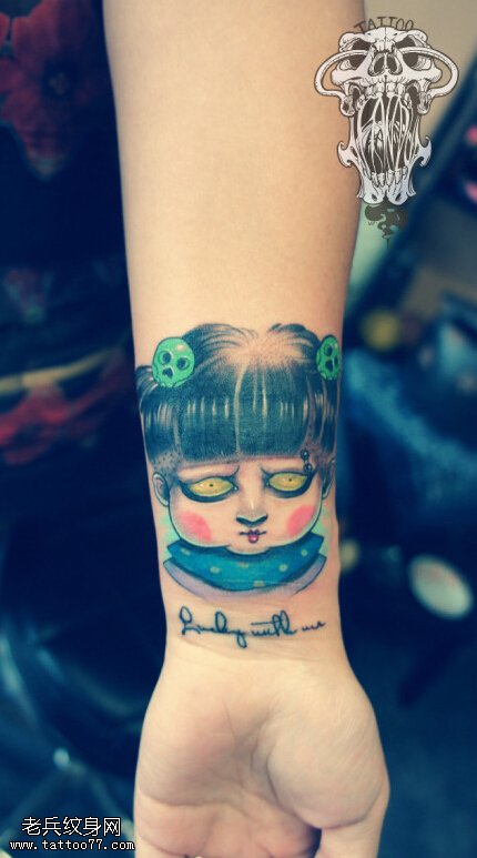 手臂鬼娃娃文身作品由文身馆分享