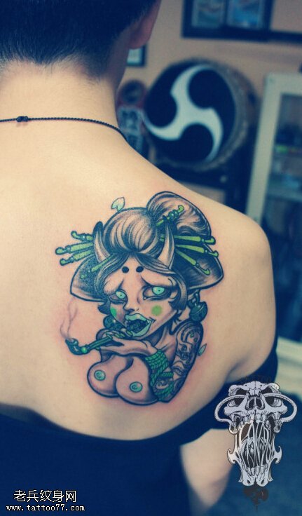 女人背部鬼艺妓文身作品由文身分享