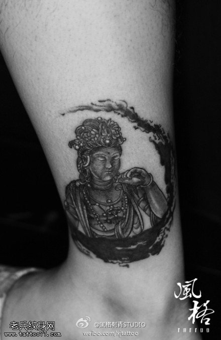 脚踝佛文身作品由文身秀图吧分享