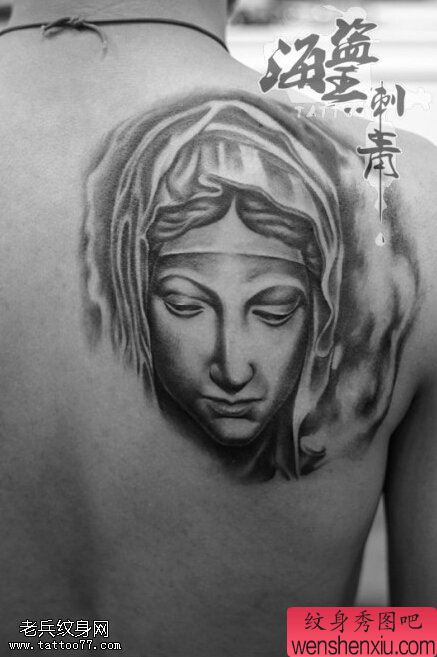 背部玛利亚文身作品由文身秀图吧分享