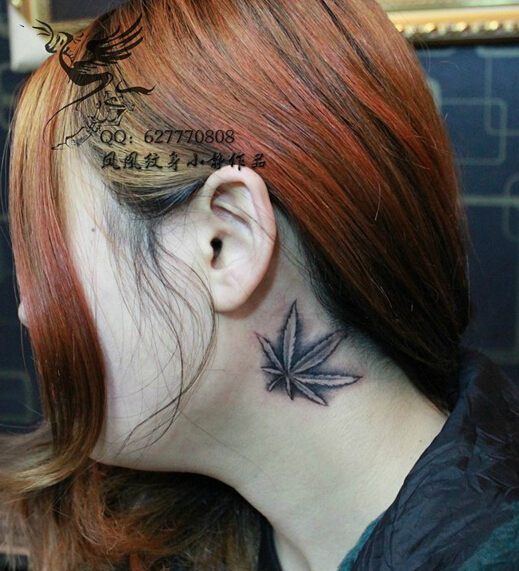 北京凤凰纹身秀图吧作品:颈部文身