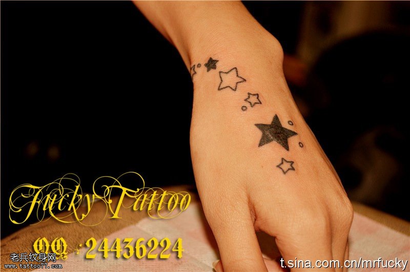 小清新个性手部五角星纹身图案