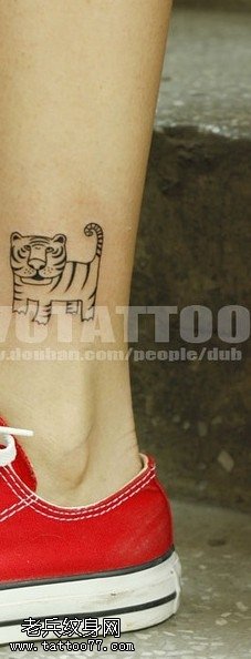 小清新脚部虎图塍文身作品