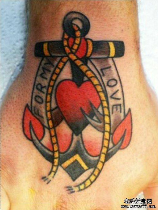 手背船锚文身图案