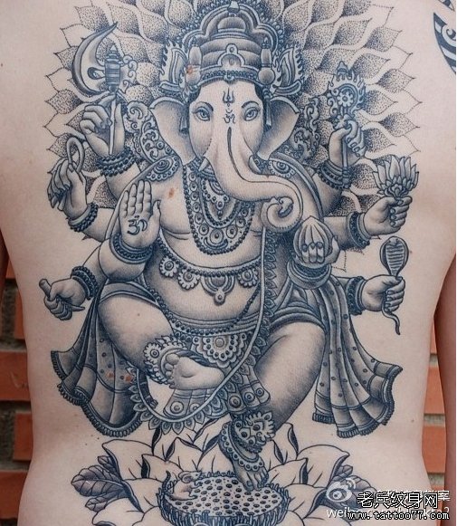 满背象神纹身图案