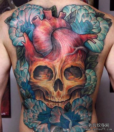 满背骷髅纹身图案