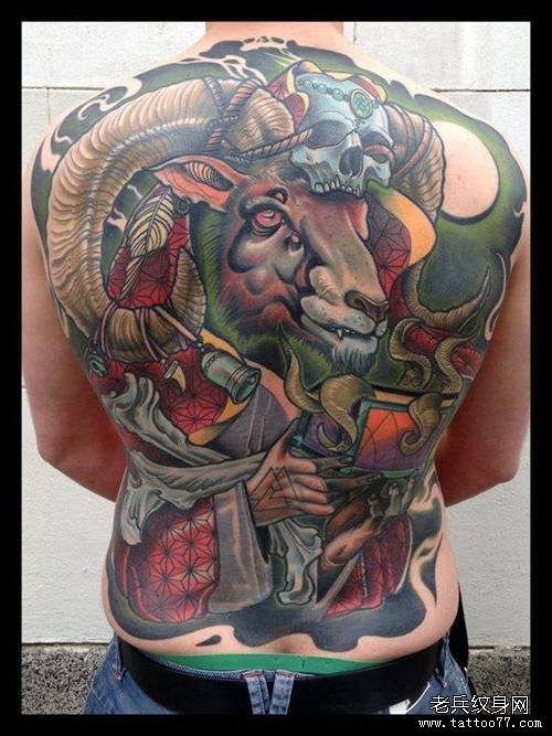 霸气的满背纹身图案