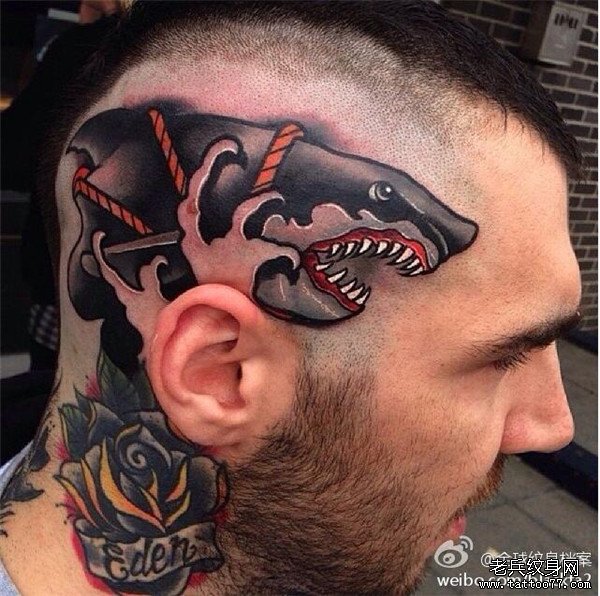 头部个性school鲨鱼纹身图案