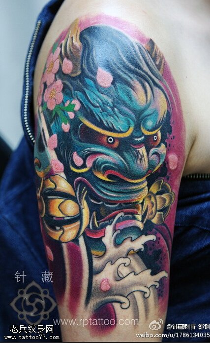 大臂彩色传统般若纹身图案