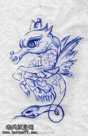 文身秀图吧推荐一幅海马蛇文身手稿作品