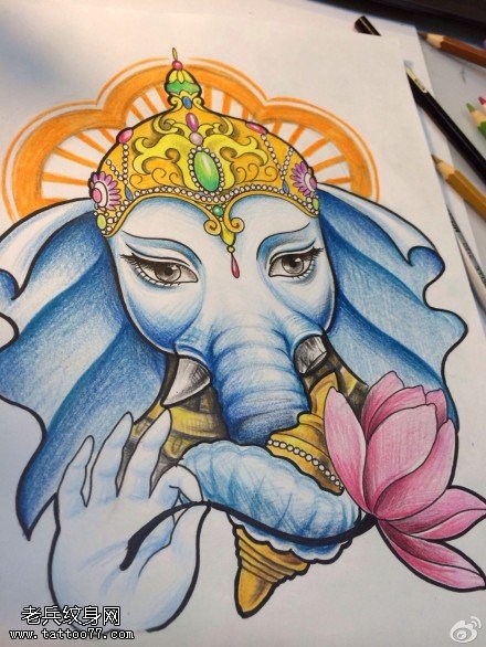 彩色宗教象神纹身图案