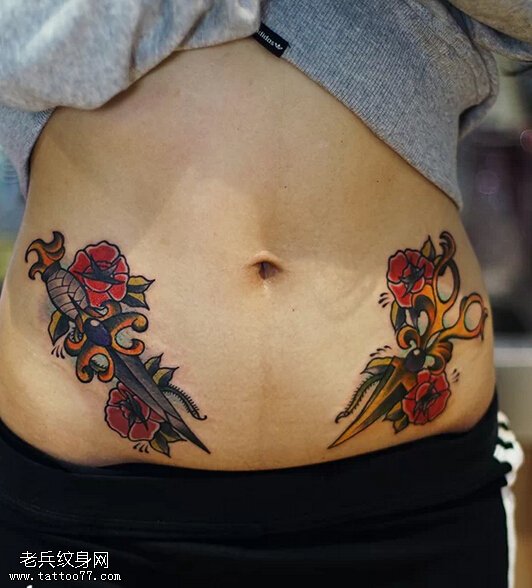 彩色匕首剪刀花纹身图案