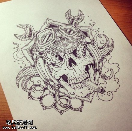 个性黑灰骷髅纹身手稿图片