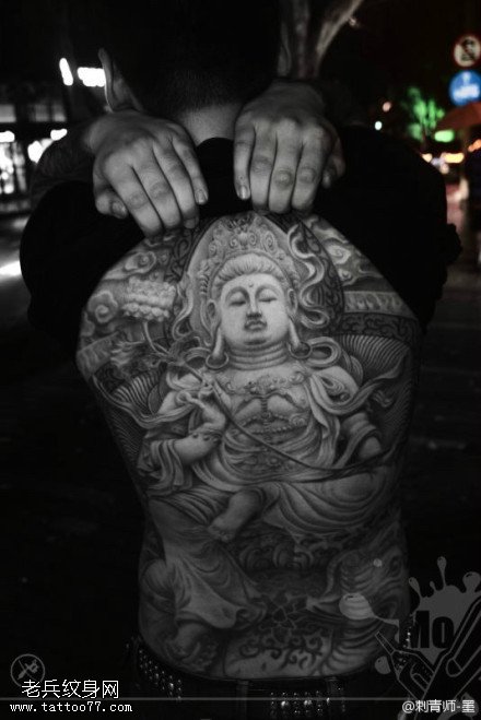 个性满背佛纹身图案由纹身秀图吧提供