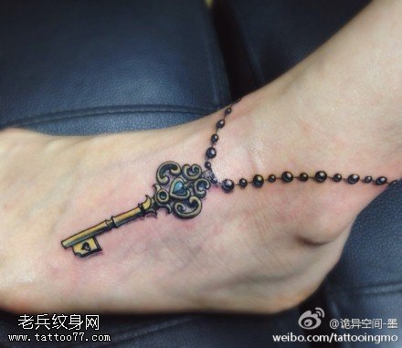 脚链钥匙纹身图案
