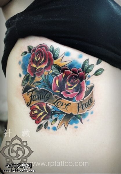 女性腹部彩色school玫瑰花纹身图案