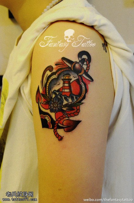 手臂彩色school船锚灯塔纹身图案