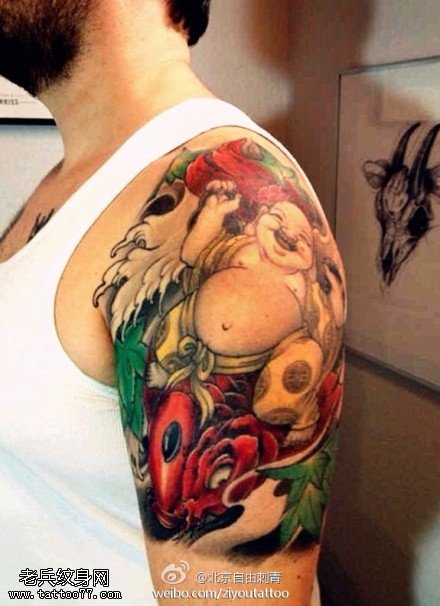 手臂彩色弥勒佛纹身图案