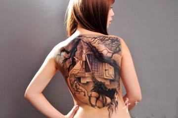 南昌天使烙印纹身秀图吧作品:美女后背鬼怪纹身图案