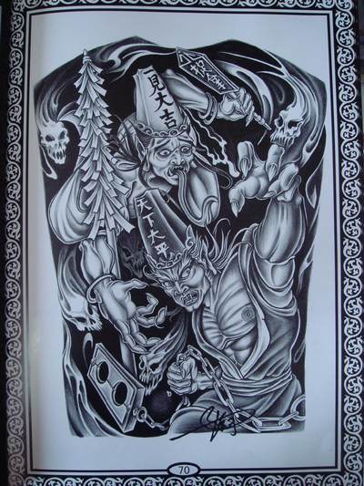 纹身秀图吧为你推荐一款满背黑白无常纹身图案