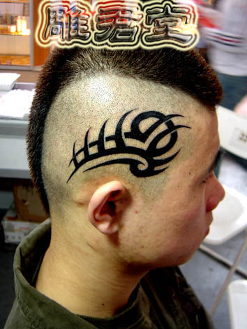 帅哥头部图腾纹身图案