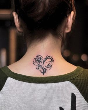 颈部纹身图案：颈部图腾爱心纹身图案