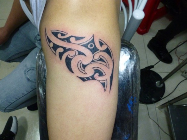 合肥大为纹身秀图吧作品：手臂图腾纹身图案