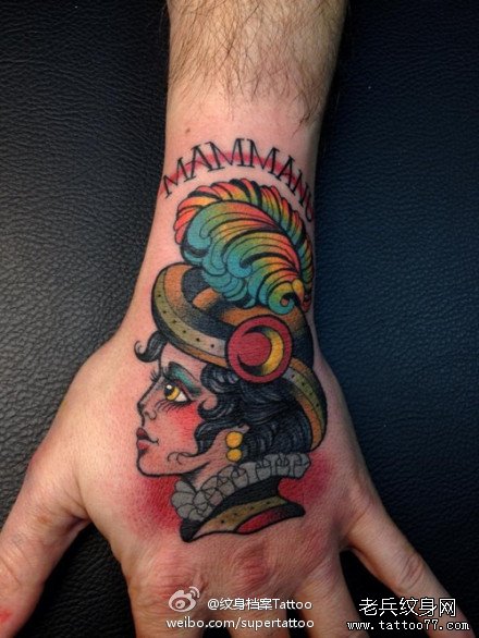 手背时尚经典的school美女纹身图案