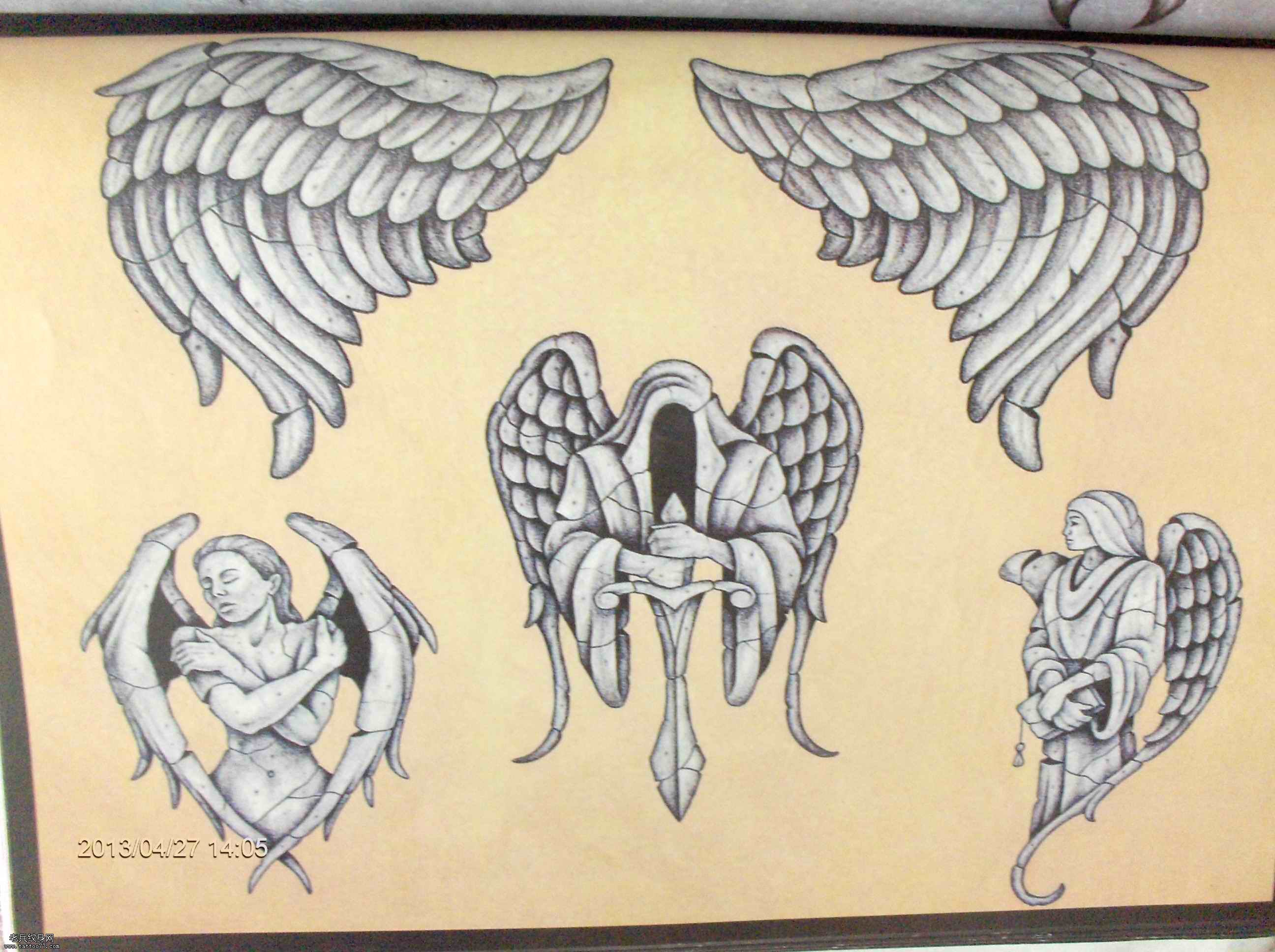 老兵纹身为大家推荐一款翅膀纹身图案