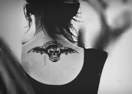 蝙蝠骷髅头图片