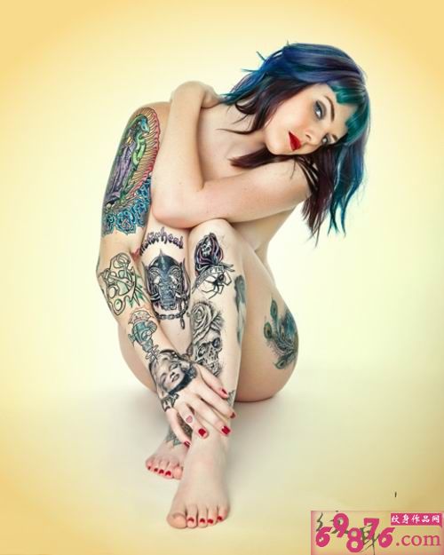 欧美美女个性纹身图片图片