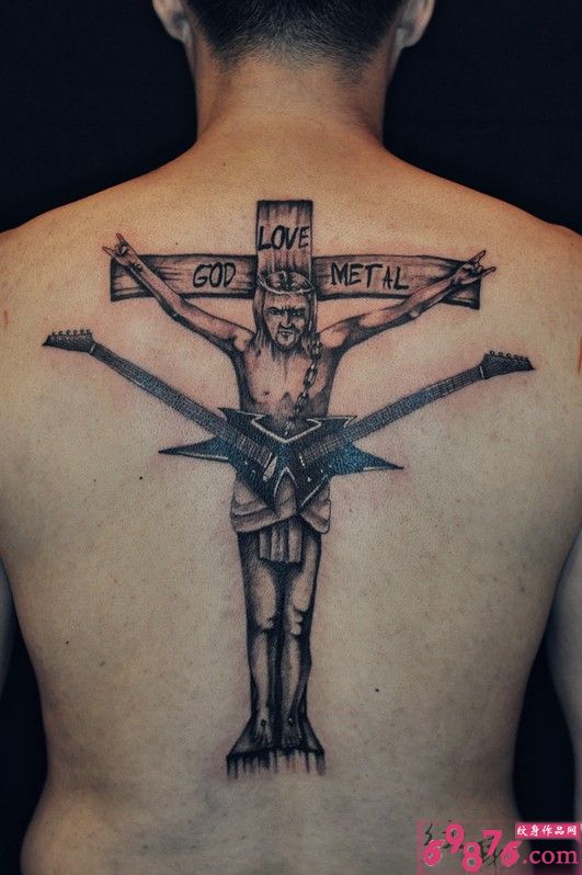 耶稣十字架纹身图片