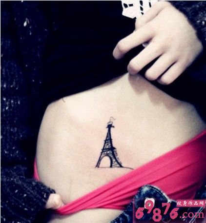 女生腹部巴黎埃菲尔铁塔纹身