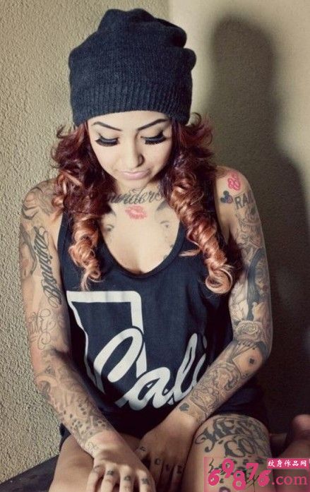 个性时尚美女创意嘻哈风纹身