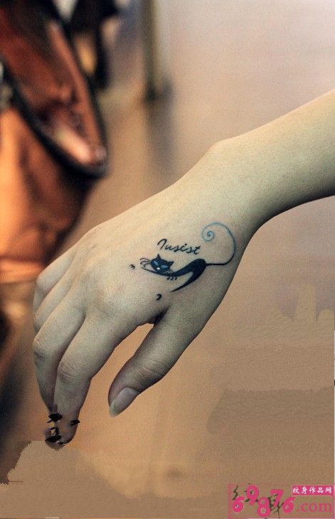 个性唯美猫纹身